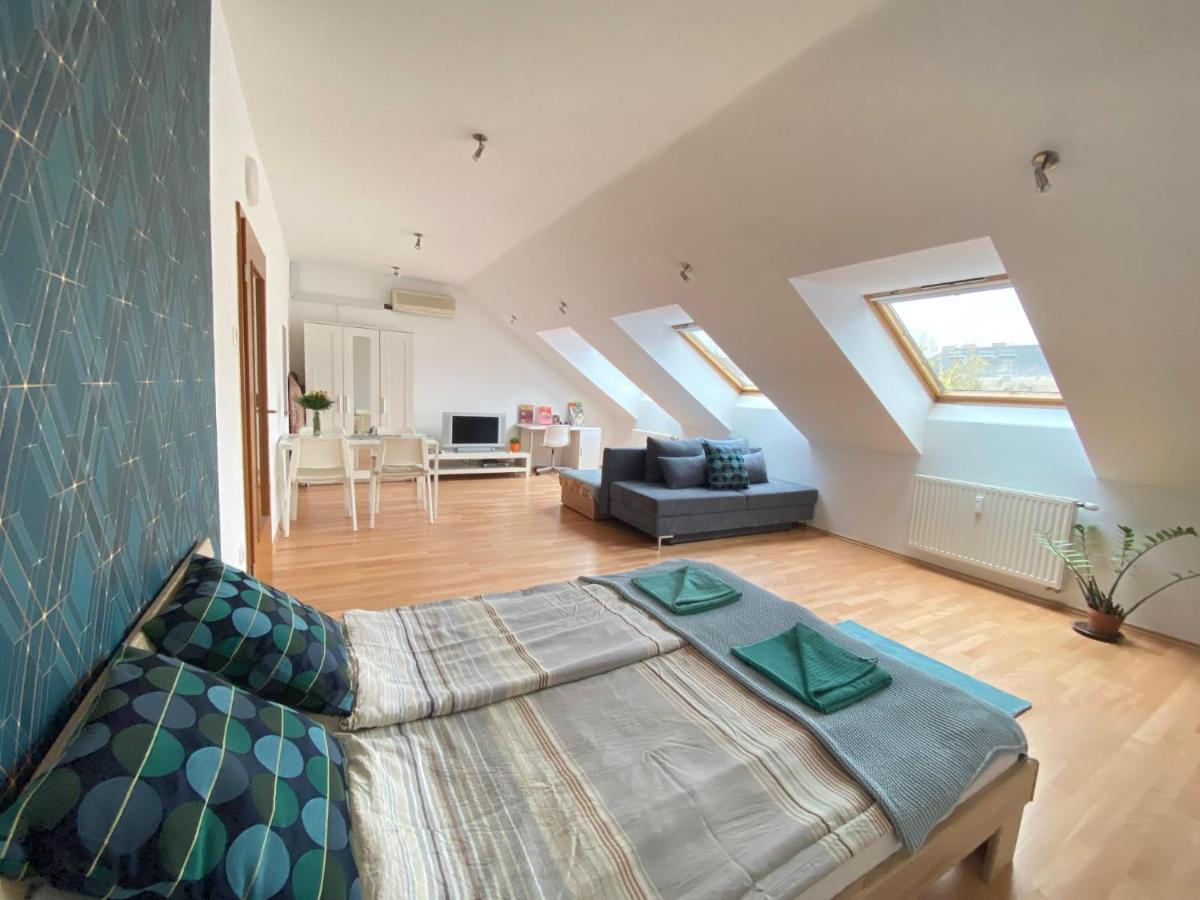 Orangehomes Large Studio Apartment Erkel Street Будапеща Екстериор снимка
